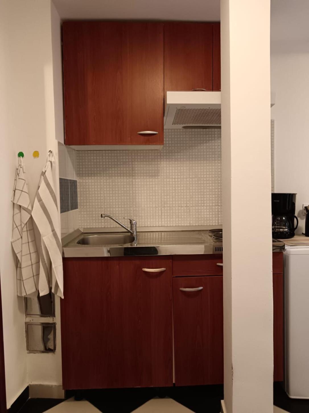 Lamar Cres Esterno foto